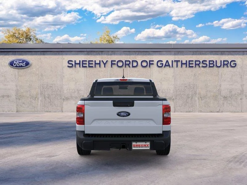 New 2026 Space White Metallic Ford XLT image 6