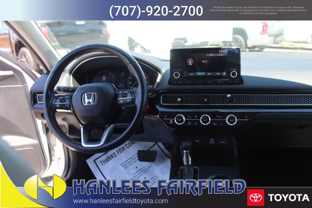 Used 2023  Honda EX-L image 17