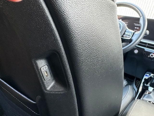 Certified Used 2025 Midnight Kia X-Line SX Prestige image 33
