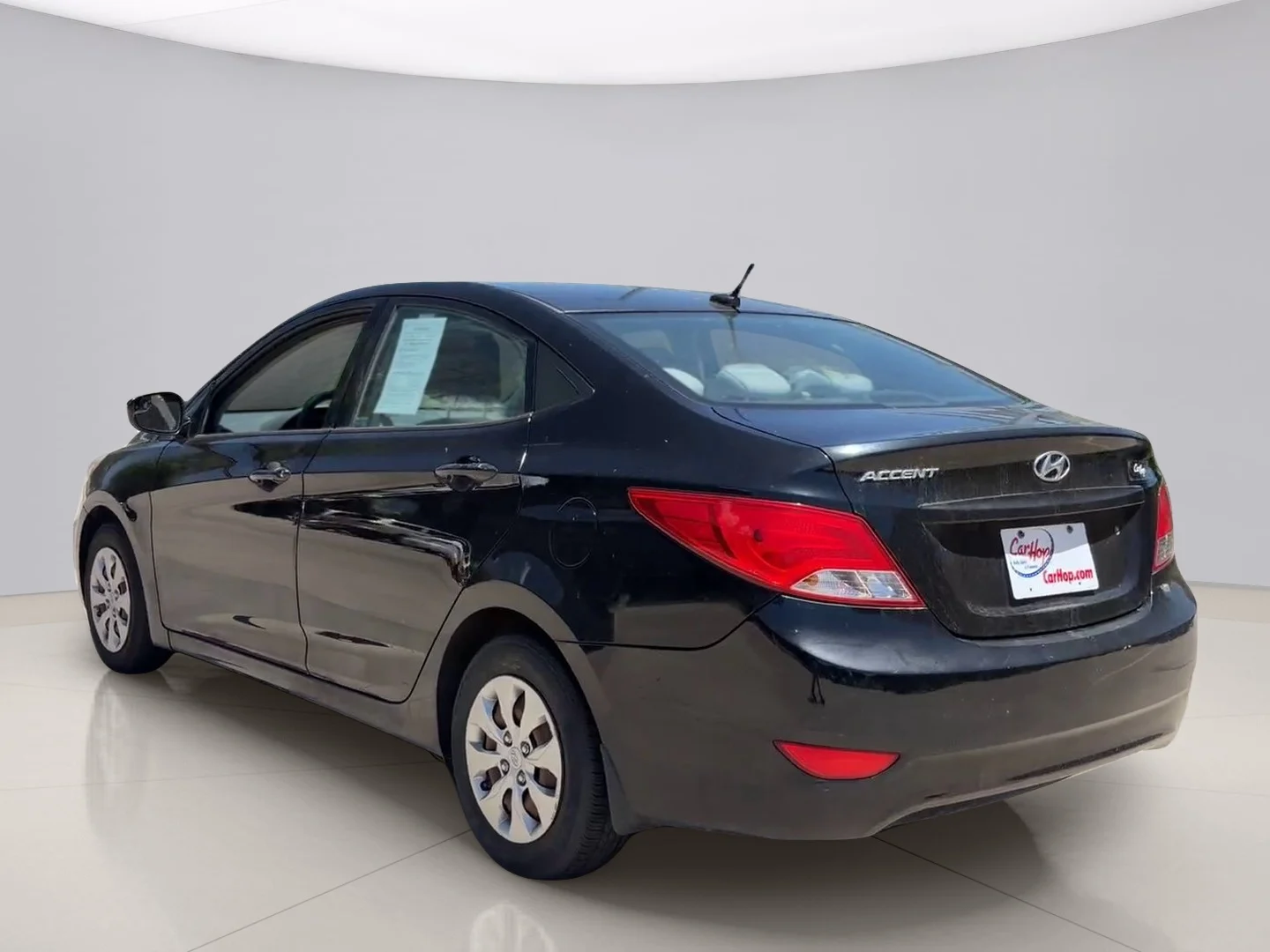Used 2015 Black Hyundai GLS image 3