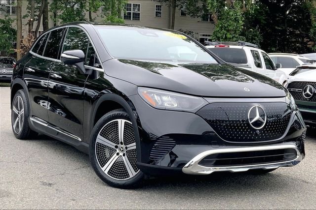 2023 Mercedes-Benz EQE SUV EQE 350 4MATIC's photo