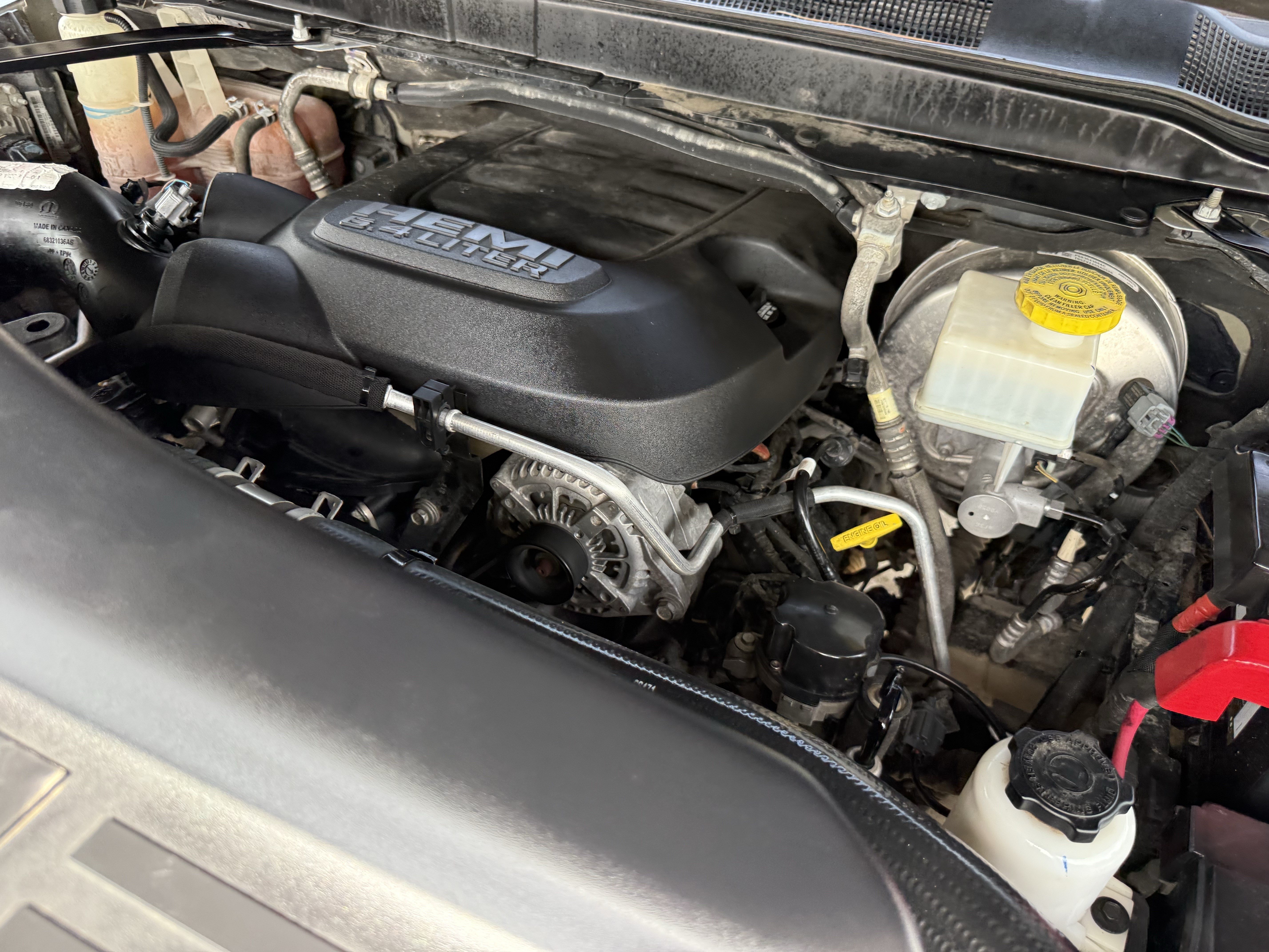 Used 2019 Billet Silver Metallic Clearcoat Ram Tradesman image 32