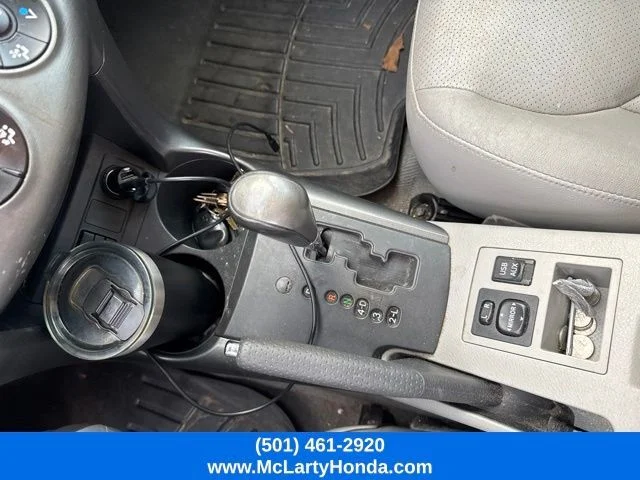 Used 2012 Classic Silver Metallic TOYOTA LIMITED image 10