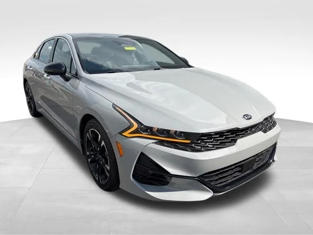 2021 Kia Optima GT-Line AWD's photo