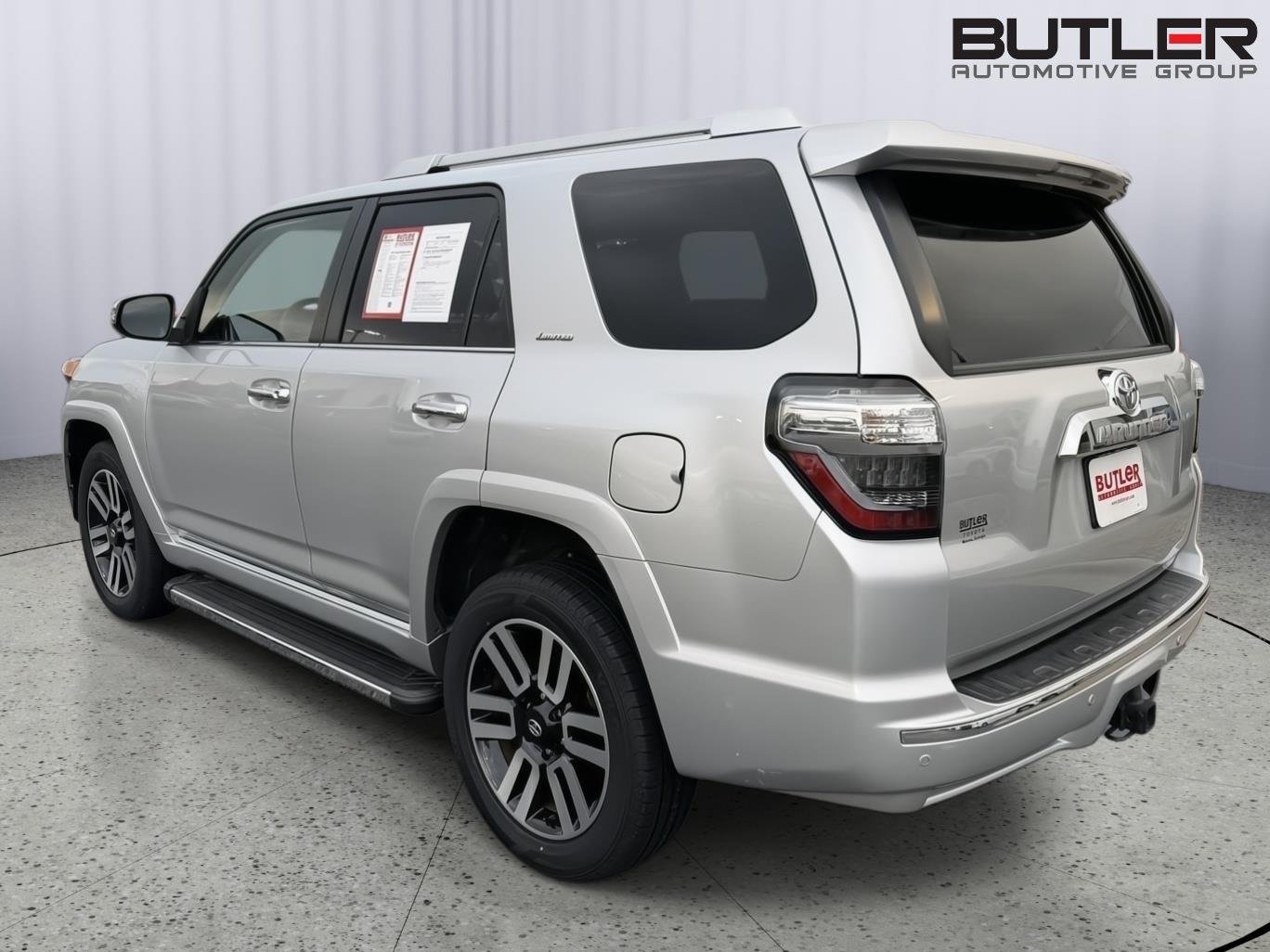 Used 2022 Classic Silver Metallic Toyota Limited image 4