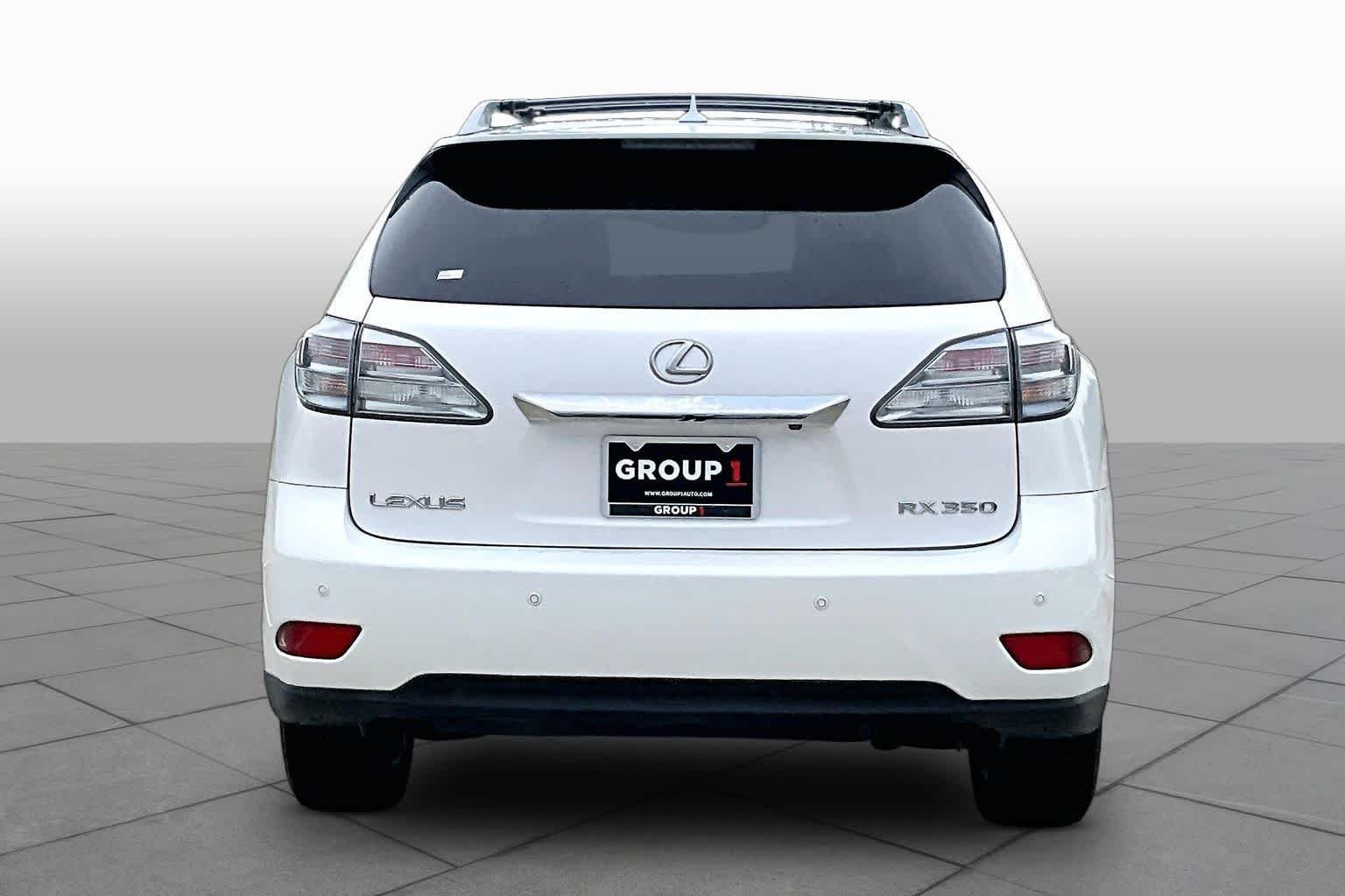 Used 2010 Starfire Pearl Lexus  image 4