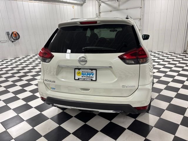 2018 Nissan Rogue SV - Photo 4