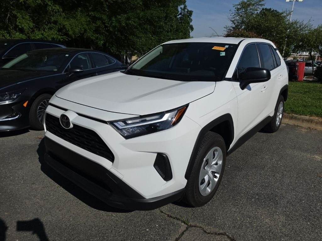 2025 Toyota RAV4 LE - Photo 1
