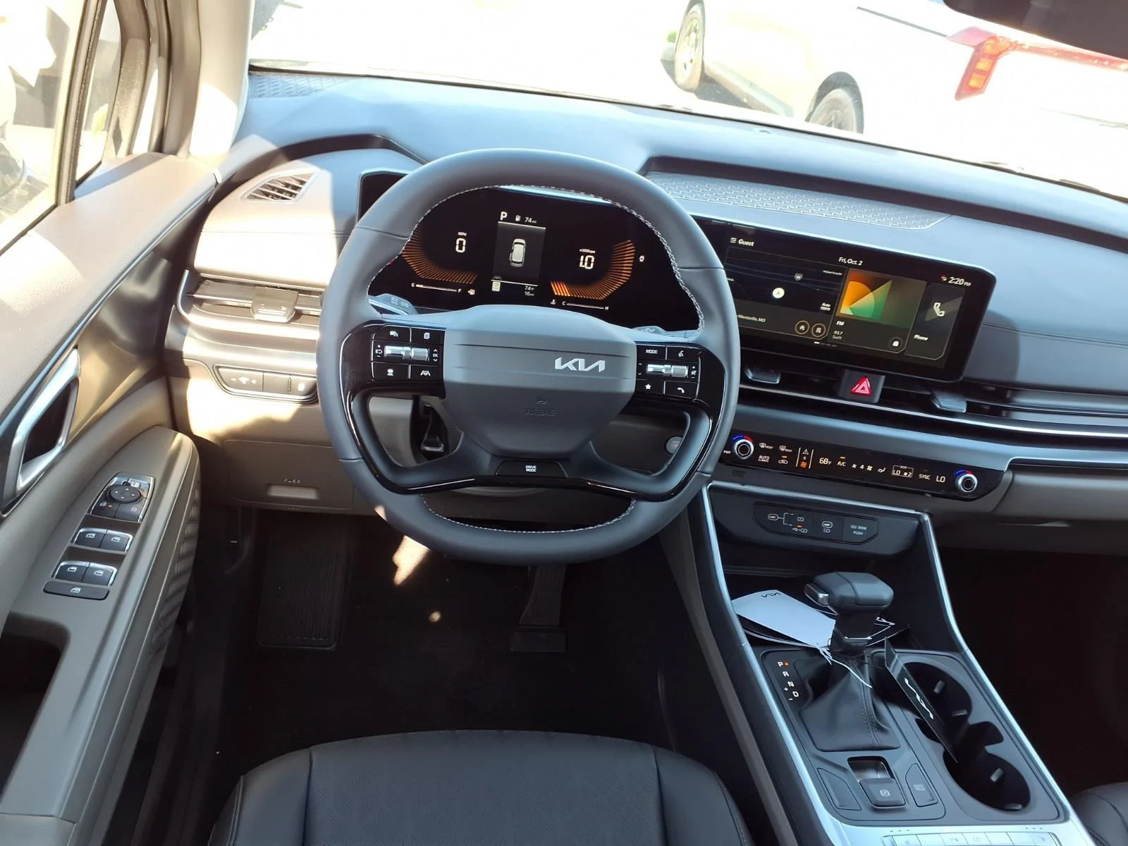 New 2027 Ceramic Silver Kia LXS image 3
