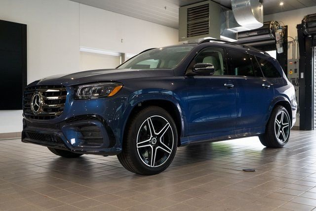 Certified Used 2026 Blue Mercedes-Benz GLS 450 image 3