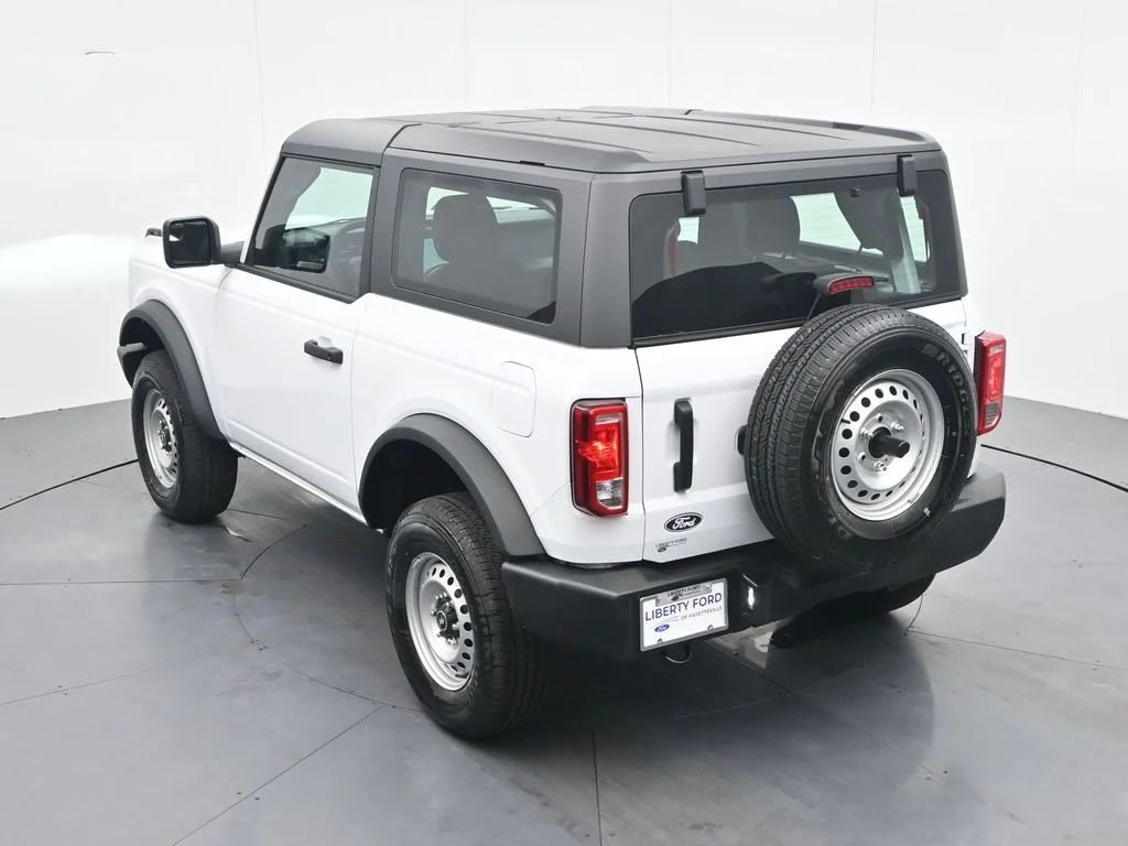 New 2026 Oxford White Ford Base image 28