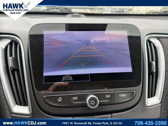 Used 2024 White Chevrolet LT image 9