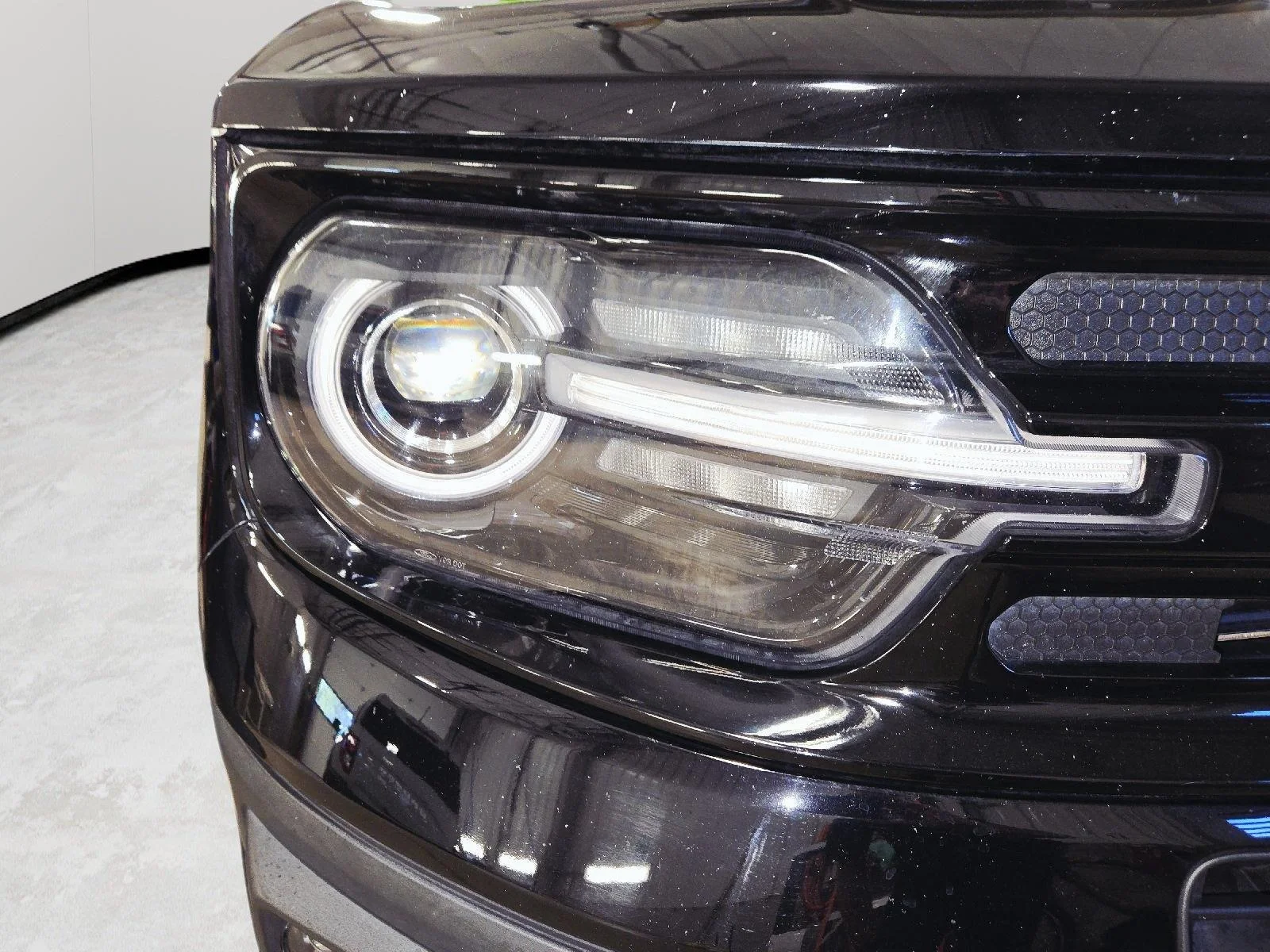 Used 2023 Shadow Black Ford Outer Banks image 60