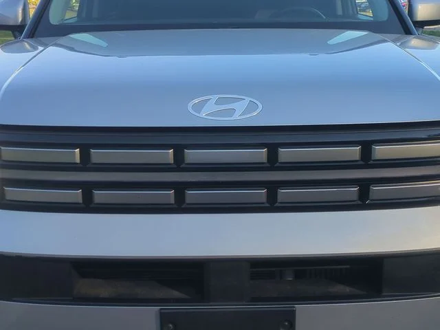 Used 2024 Silver Hyundai SEL image 24