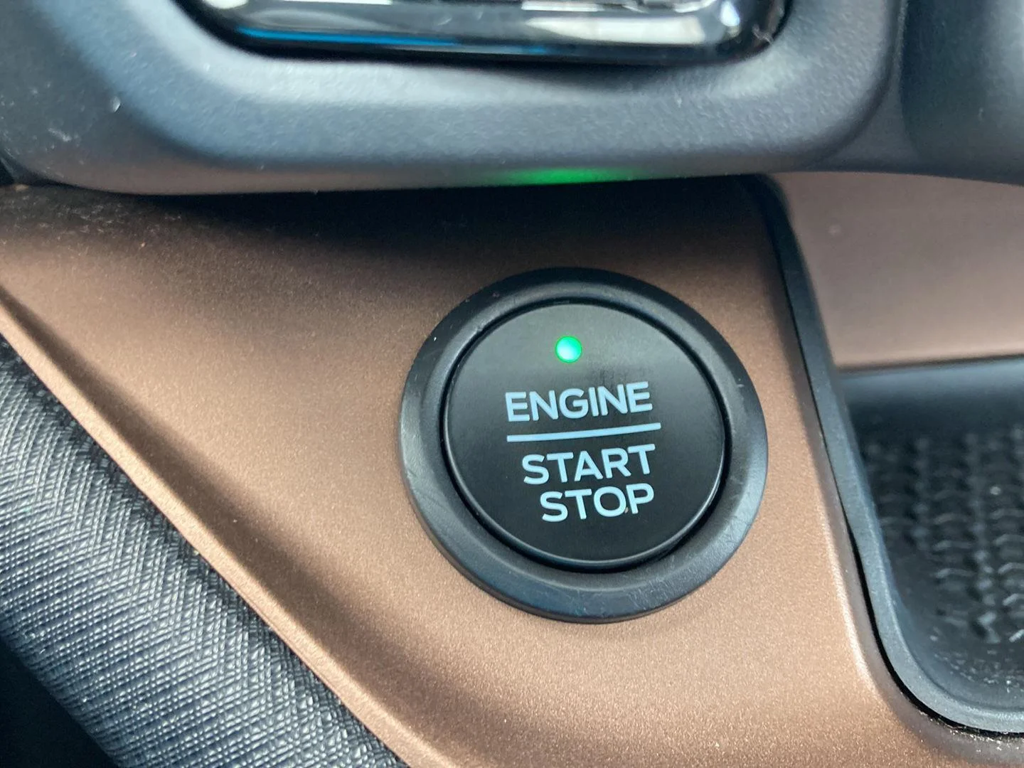 Used 2021 Wh Ford Outer Banks image 22