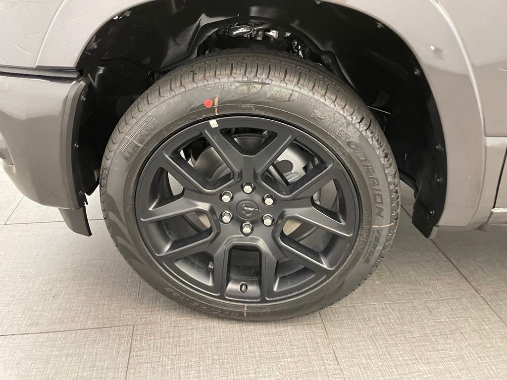 New 2026 Granite Crystal Metallic Clear-Coat Exterior Paint RAM Laramie image 13
