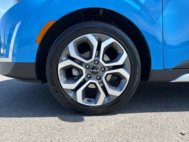 Used 2025 Surf Blue/Black Kia EX image 30