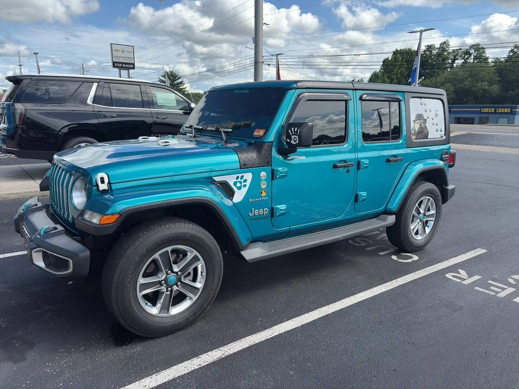 2019 Jeep Wrangler Sahara's photo