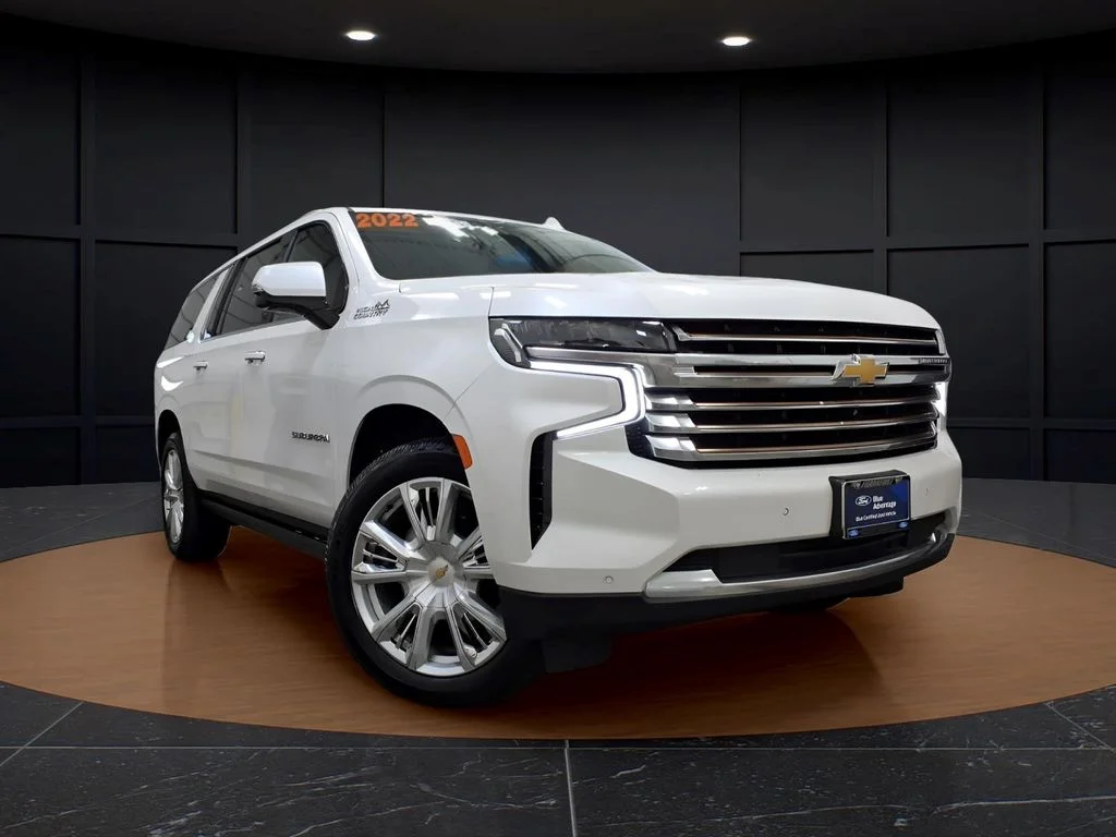 Certified Used 2022 Iridescent Pearl Tricoat Chevrolet High Country image 1