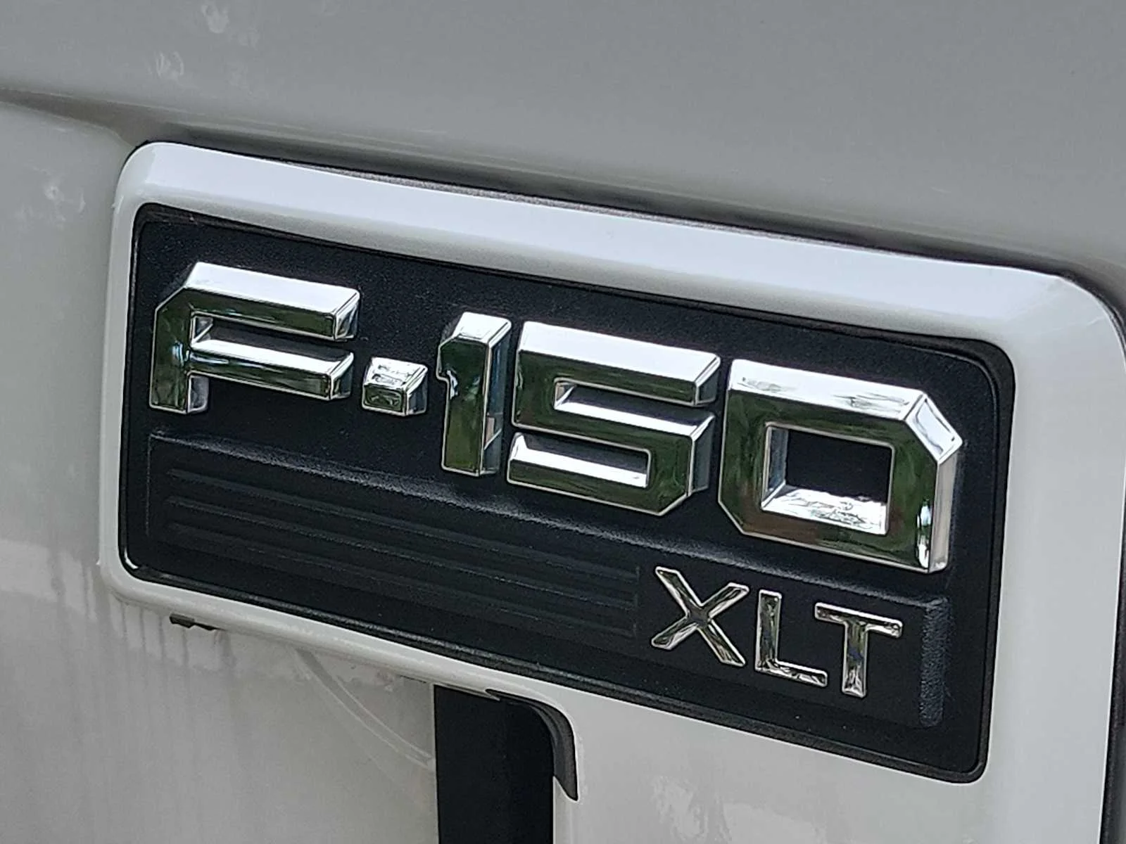 Used 2023 Area 51 Blue Ford XLT image 22