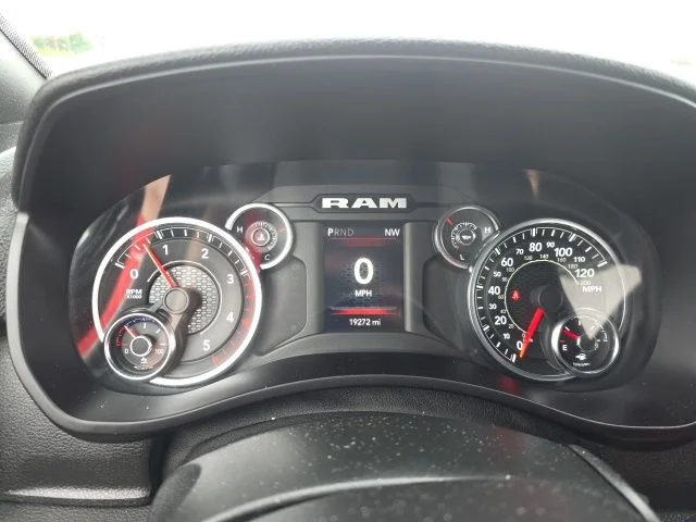 Used 2022 White Ram Big Horn image 16