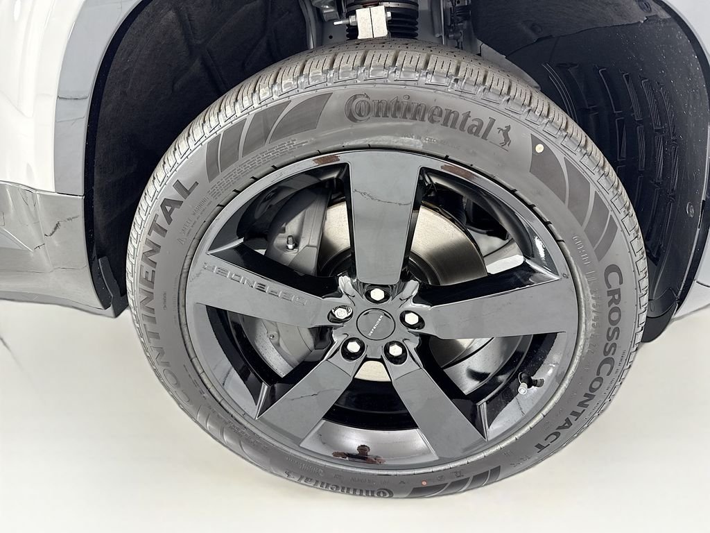 New 2026 Borasco Grey Land Rover X-Dynamic SE image 32