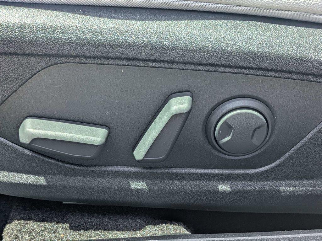 New 2026 Gray Hyundai Limited image 19