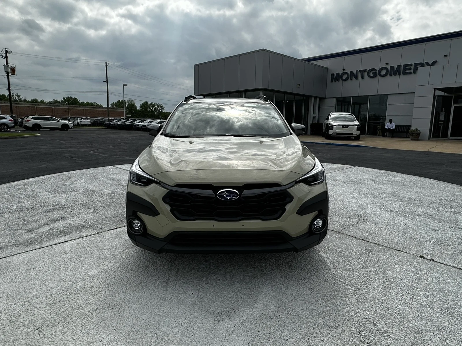 New 2026 SAND DUNE PEARL Subaru Limited Hybrid image 2