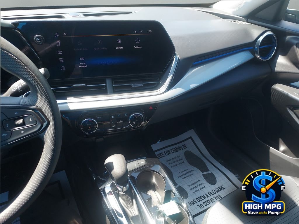 Used 2025 Gray Chevrolet LT image 15