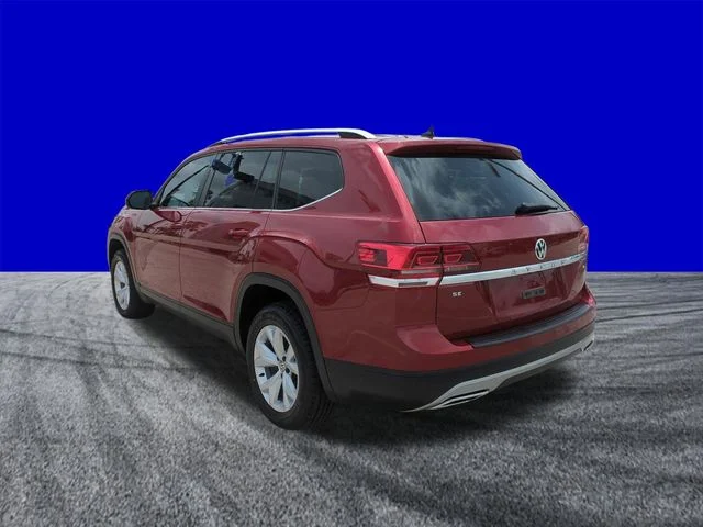 Certified Used 2018 Fortana Red Metallic Volkswagen 3.6L V6 SE image 6