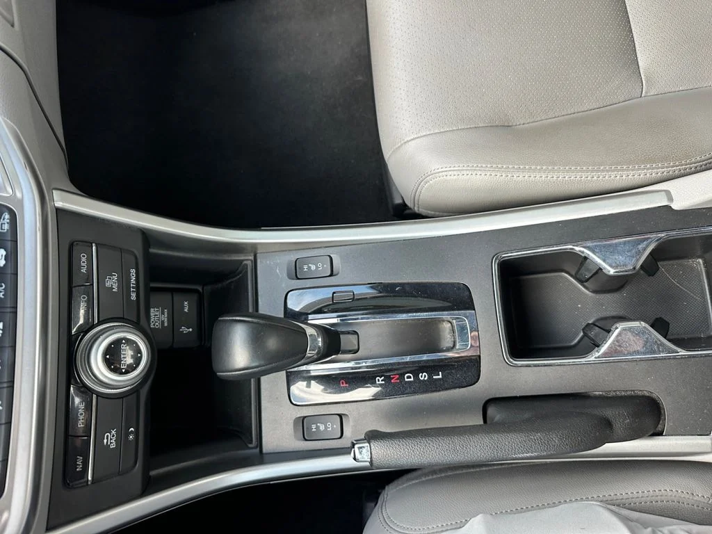 Used 2015 Blue Honda EX-L image 23