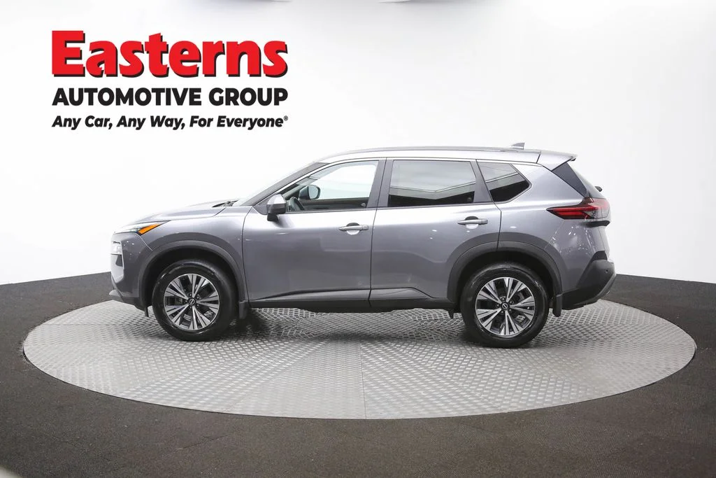 Used 2023 Gray Nissan SV image 61