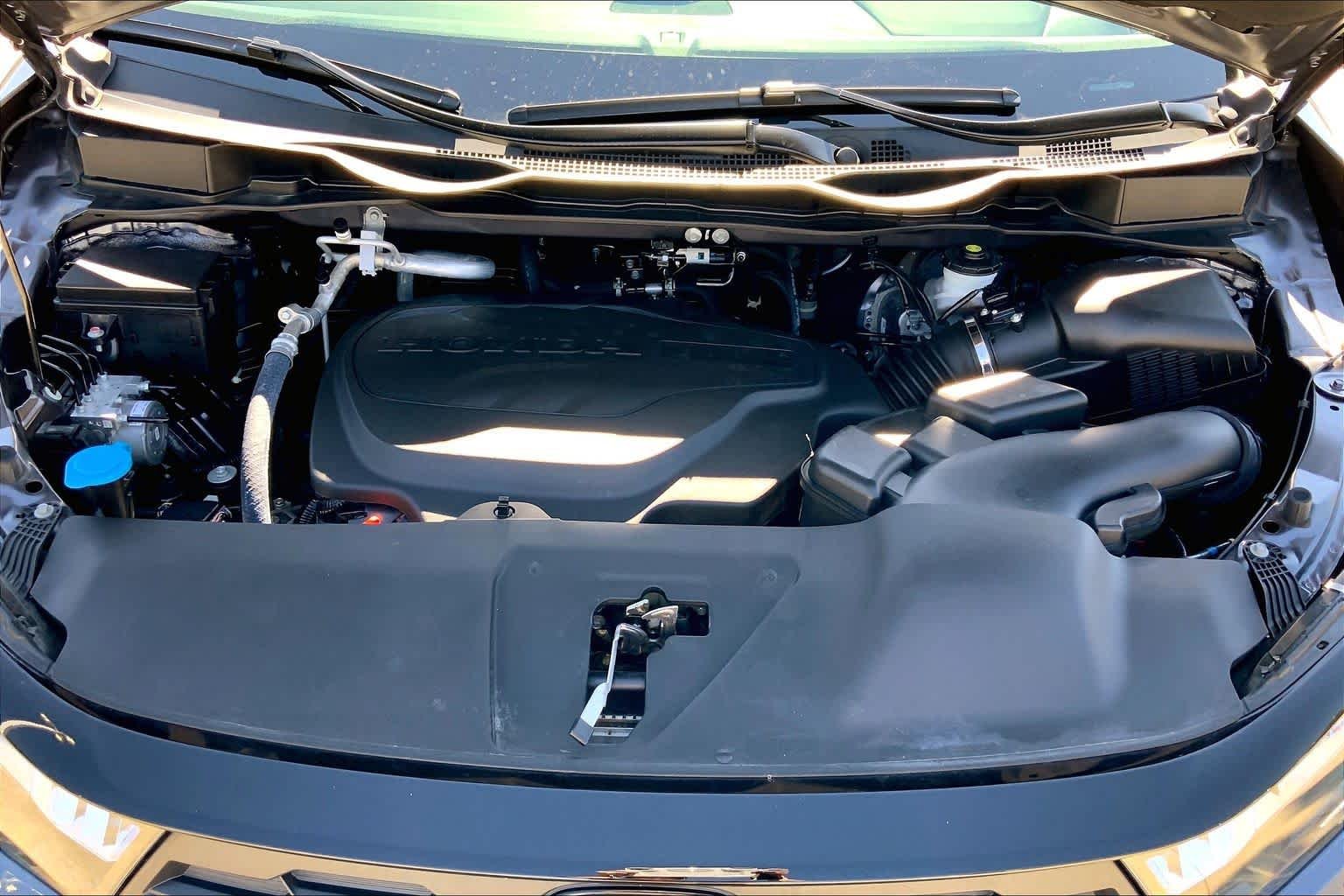 Used 2025 Smoke Blue Pearl Honda EX-L image 29