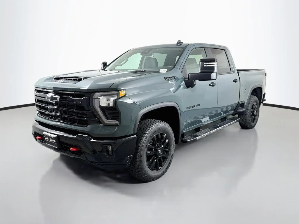 New 2026 Gray Chevrolet LT image 3