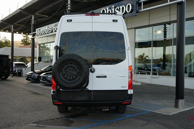 Used 2023 White Mercedes-Benz Cargo 170 WB image 5
