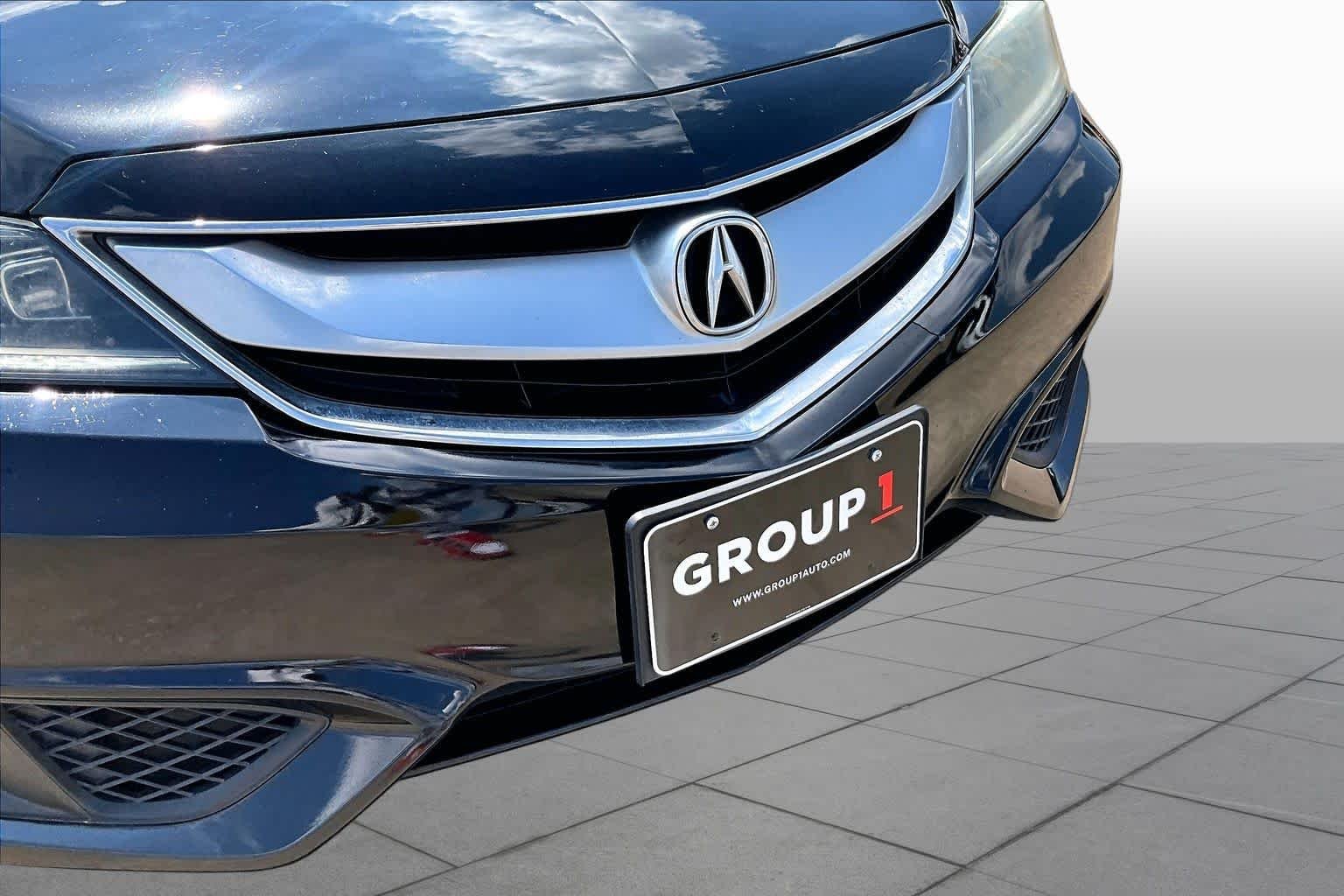 Used 2016 Crystal Black Pearl Acura w/Premium Pkg image 30