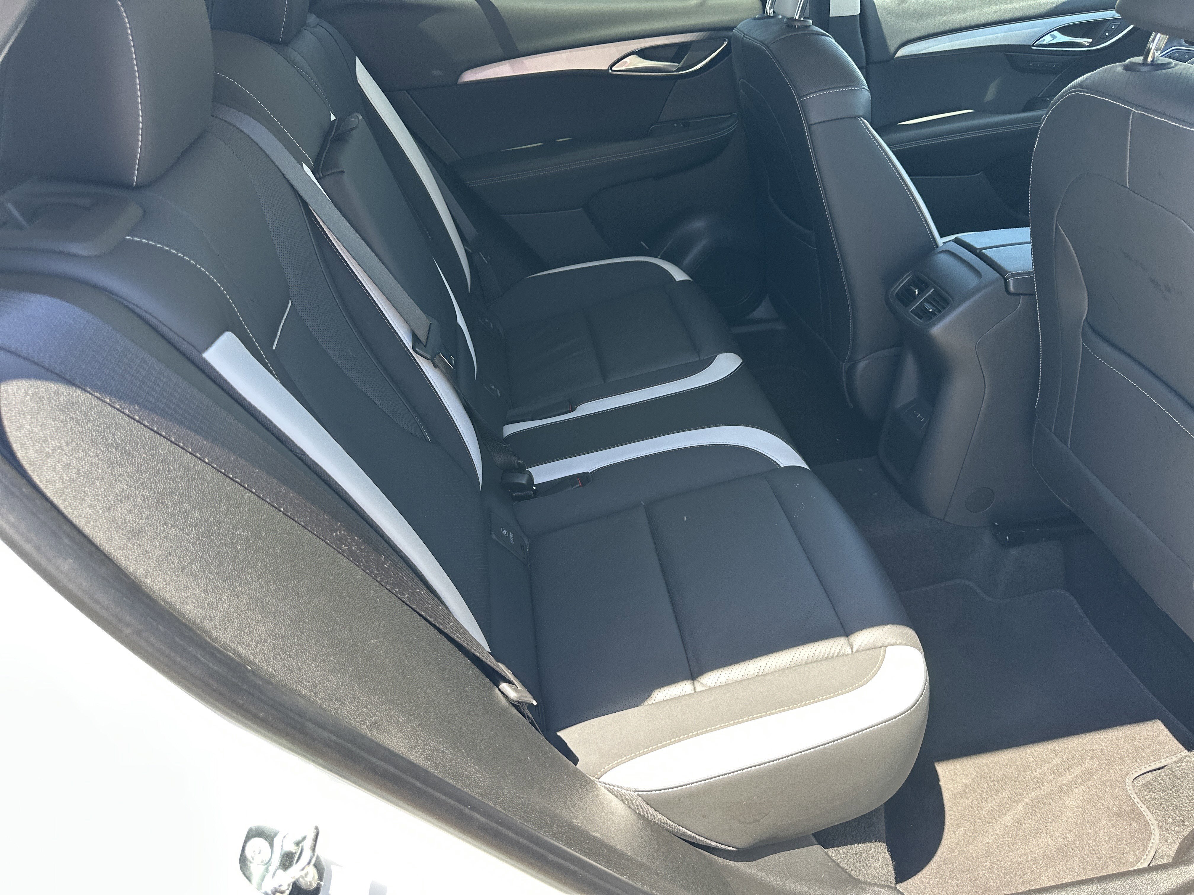 2025 Buick Envision Sport Touring - Photo 16