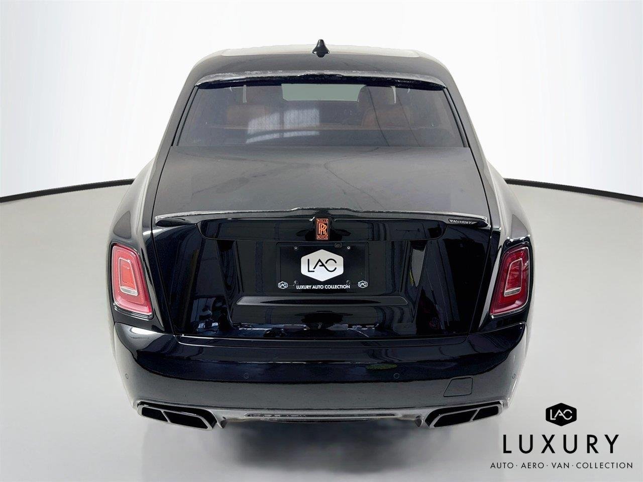 Used 2027 Black Diamond Rolls-Royce Sedan | Full Carbon Mansory Widebody image 6