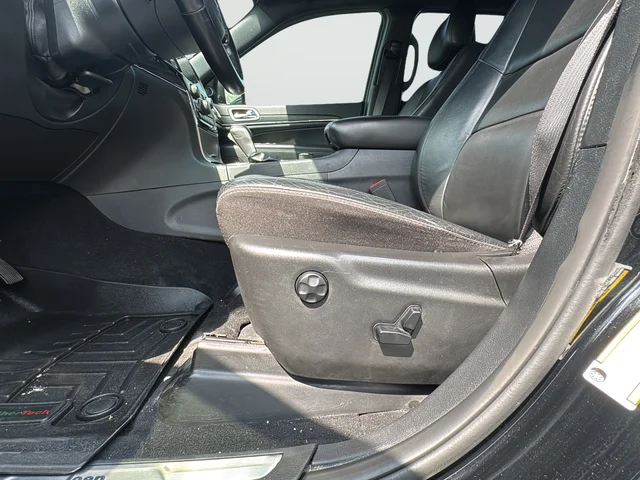 Used 2021 Black Jeep Limited image 14