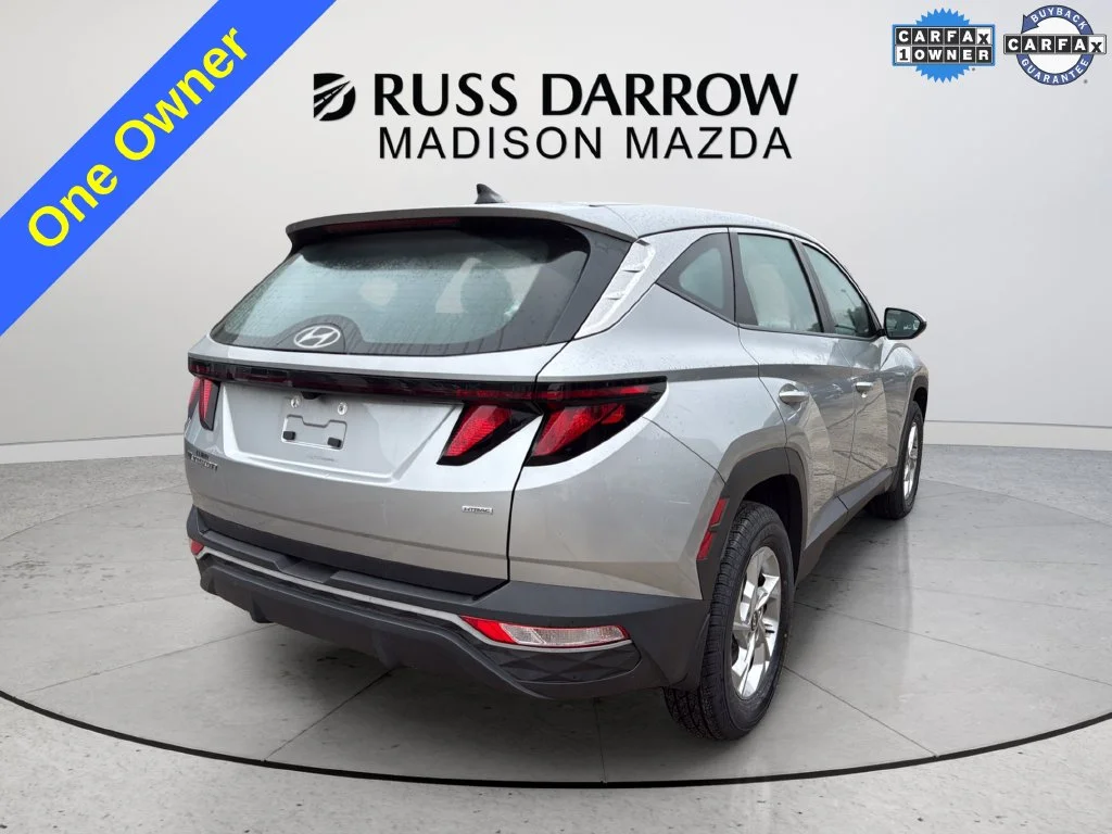 Used 2024 Silver Hyundai SE image 5