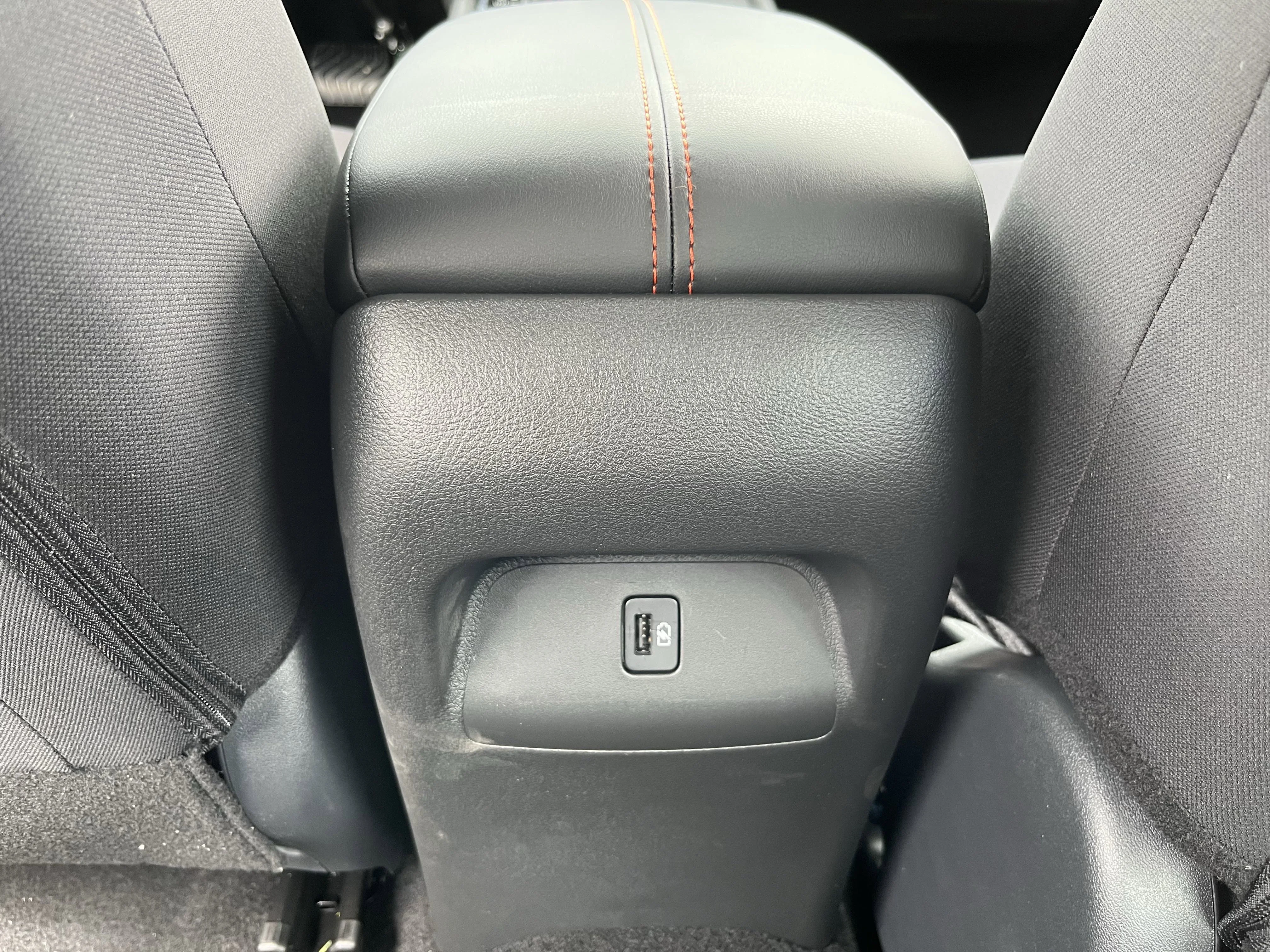 2025 Nissan Sentra SR - Photo 14