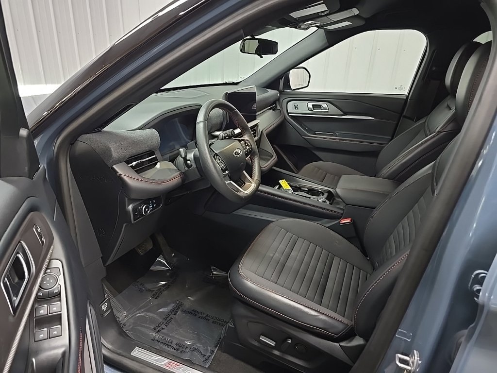 Used 2025 Blue Ford ST-Line image 28