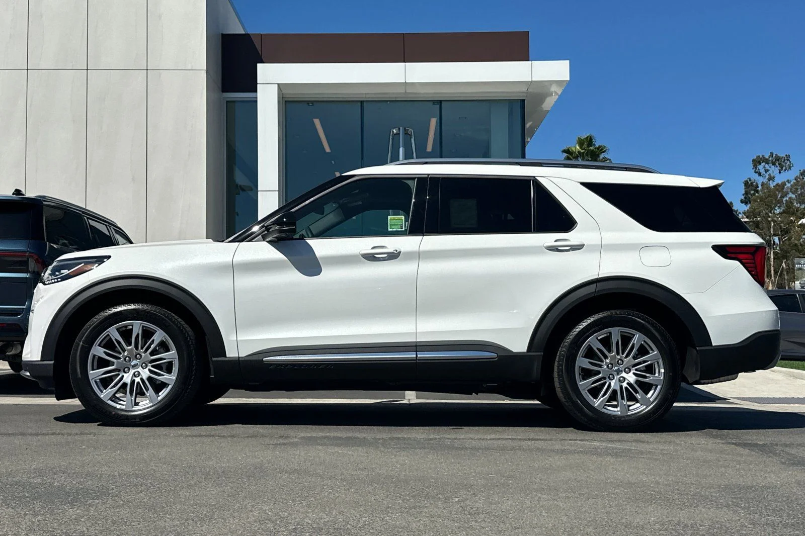 New 2026 White Ford Platinum image 6