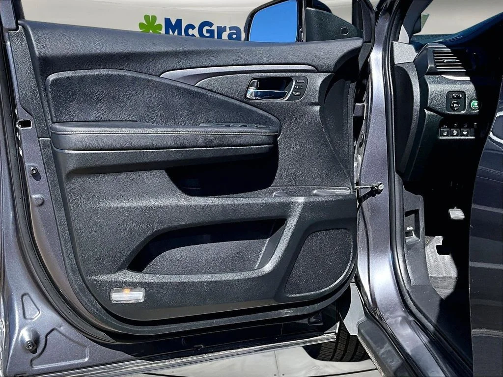 Used 2023 Gray Honda RTL-E image 23