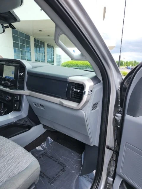Used 2023 Silver Metallic Ford XLT image 53