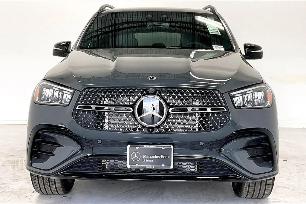 New 2026 MANUFAKTUR Silicon Grey Mercedes-Benz GLE 450 image 17