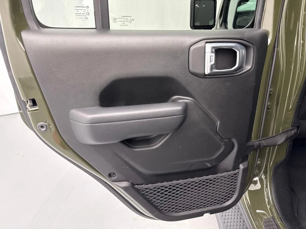 Used 2022 Green Jeep Unlimited Willys image 15