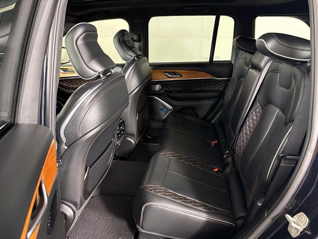 Used 2023 Black Jeep Summit Reserve 4xe image 46