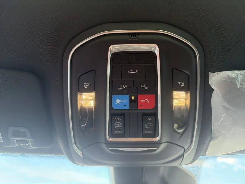 2026 Jeep Grand Cherokee Laredo - Photo 23