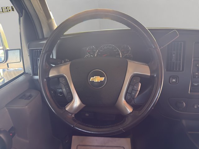 Used 2016 Cyber Gray Metallic Chevrolet LT image 10